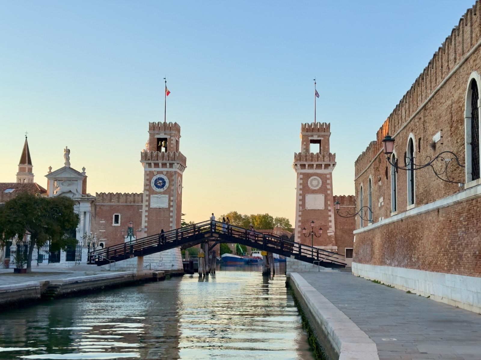 ARSENALE: L'INDUSTRIA